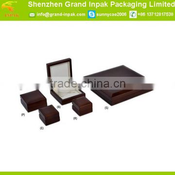 Wooden lacquer finish jewelry display gift packaging box