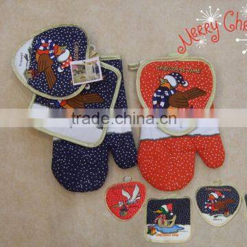 Christmas design printed cotton twill oven mitts gloves microwave oven mittens with golden trimming