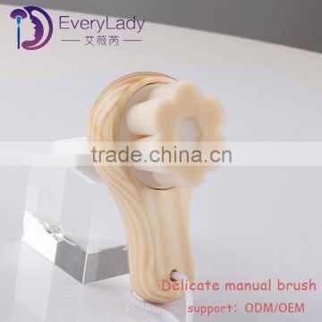 High-end ultrafine fiber wooden handle facial cleaning brush