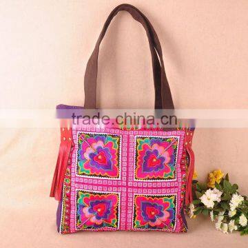 Fashion Woman Ethnic Embroidery Shoulder Bags
