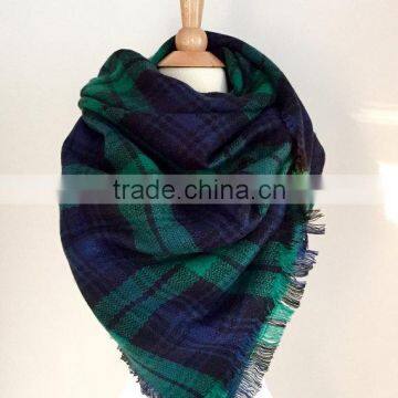 Wholesale Adorable Acrylic Plaid Scarf