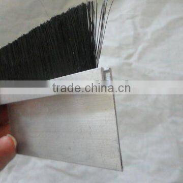 Nylon strip brush with aluminum holder