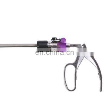 Surgical laparoscopic clip applicator and clips