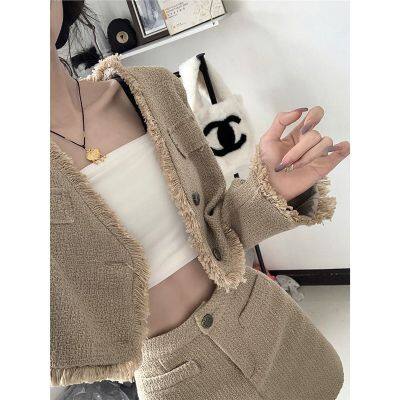 Autumn New Set: Little Chanel-Style Spicy Girl Design Tassel V-Neck Short Jacket With High-Waist Slimming Skirt for Women