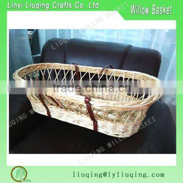 wholesale wicker baby moses basket wicker cradle wicker baby basket with leather handle and a wood swing stand