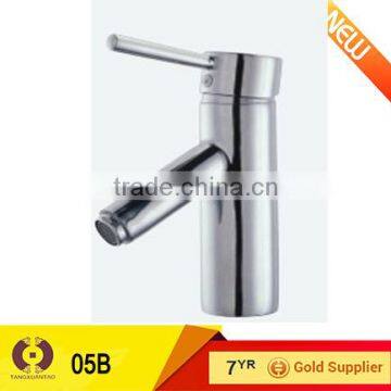 Modern Design Kitchen Facet/Bath Faucet /Basin Faucet (05B)