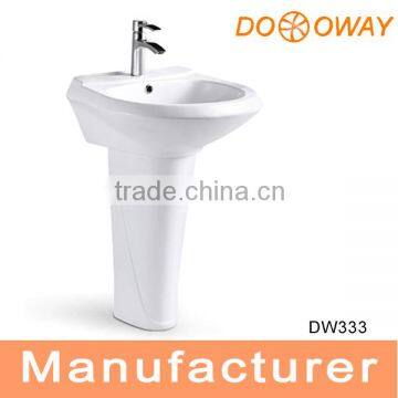 parryware Simple ceramic wash basin DW333