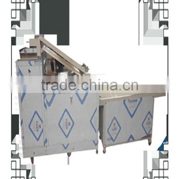 Stainless steel can be rotated pancake making machine