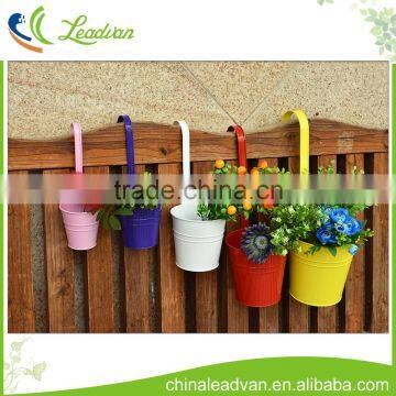 China Guangxi Suppiler Cheap Wall Galvanized Metal Hanging Vases for Flower
