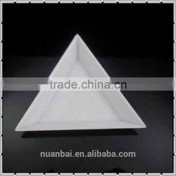 White Plastic Triangular Sorting Tray for Rhinestone- Nail Art