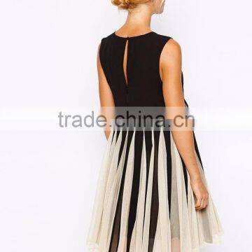 Hot Selling One Piece Black and White Split Maternity Dresses for 6 Months Pregnant Woman photo-3