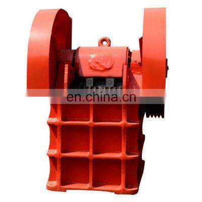 Small diesel engine power jaw type mobile mini rock jaw crusher price list