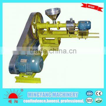 Hot sell 52mm screw diameter animal feed pellet machine used for fish feed