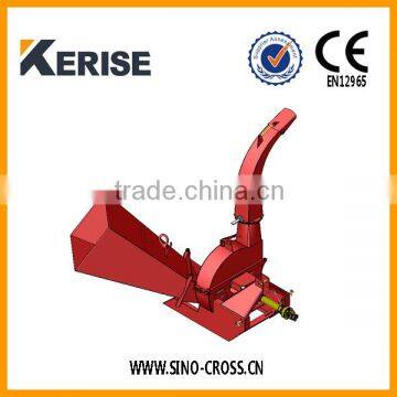 wood chipper with engine