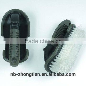 Hot Selling Car Wash Brush With Soft Plastic Handle