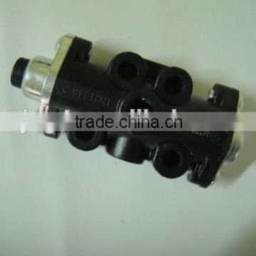 High quality Volvo truck parts: relay valve 1521248 used for volvo truck