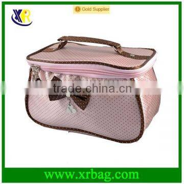 Fashion girls Satin makeup bags/girls overnight bags shenzhen factory