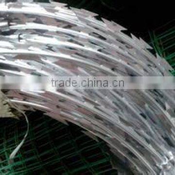 hot sale good quality TUV certificated zinc plating concertina coils razor wire zinc pvc coated