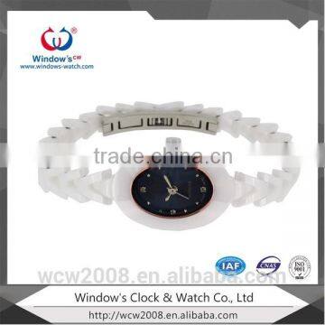 2015 Unique Design Noble White Ceramic Women Fashion Hand Watch photo-4