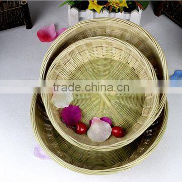 Weaving fresh vegetable and fruit bamboo storage basket