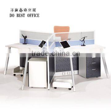 Office workstation staff table for 3 person with partition panel