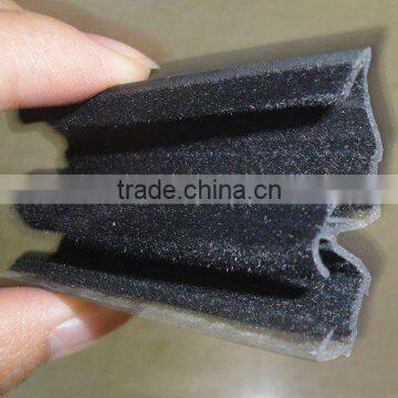 Docking Molding Auto Window and Door Weather Strip photo-4