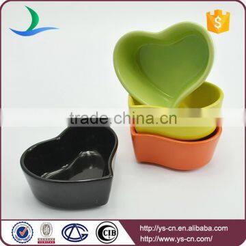 Small Heart-shaped Ceramic Personalized Cake Mold photo-2