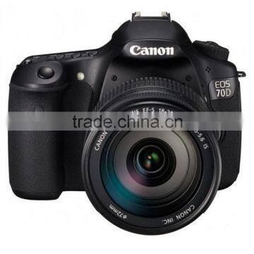 Canon EOS 70D Body With EF-S 18-200mm IS Lens Kit photo-2