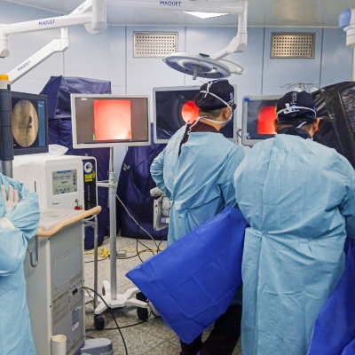Potent Medical Equipment Urology Lithotripsy Holmium Laser For Stone Prostate Surgery photo-3