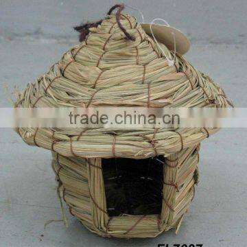 Garden Items Straw Bird House