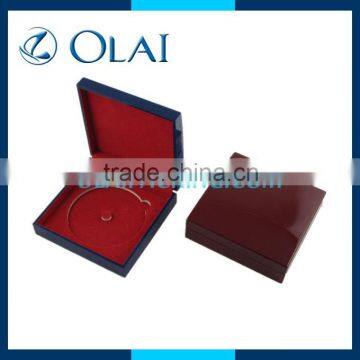 Glossy Lacquer Wooden CD Box