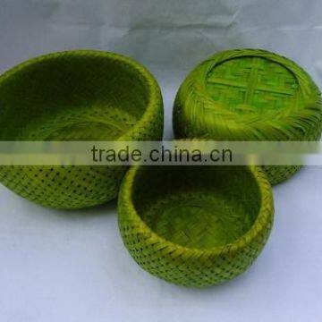 Made in Vietnam nice bamboo basket, round shape beautiful handmade for sale