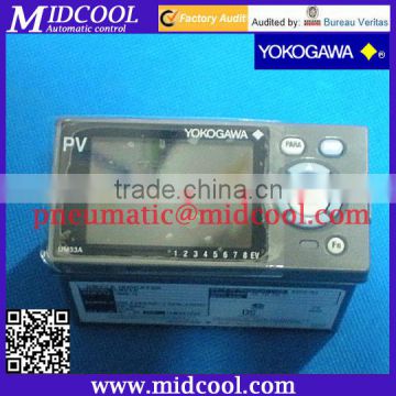 Yokogawa US1000 digital temperature controller for incubator