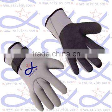 Different Sorts of Popular Gloves Wholesale