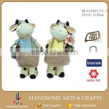 15.5 Inch Garden Decoration Resin Gift Lively Animal Sculpture Pair Cow Statue