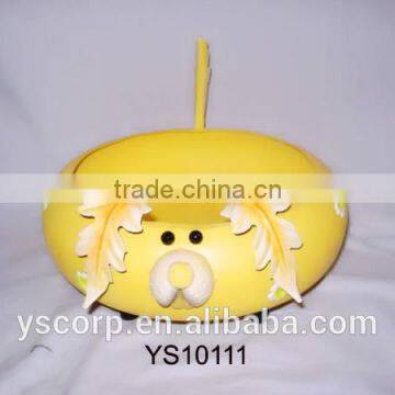 Special yellow dog metal pot for candy can
