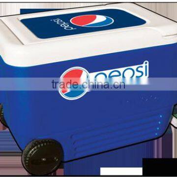 USA Made Igloo Wheelie Cool 38 Roller Cooler - 38 Quarts (53 Can Capacity), Ultratherm Insulated and Has Durable Wheels photo-2