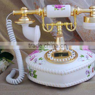 Analog corded retro telephone calls