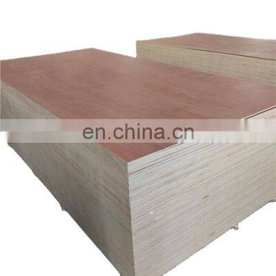 Hot Sale 4x8 Furniture Grade Okoume/Bintangor/Pine Laminated Plywood 18 mm