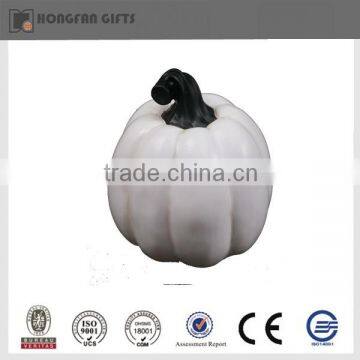 2015 NEW HALLOWEEN resin white pumpkin decoration