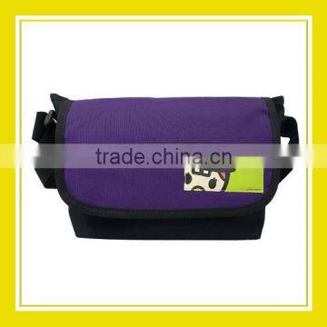 2016 Fashion Products Bros Polyester Zippered Water Resistant Purple Flip Messenger Shoulder Bag