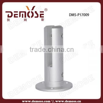 Aluminum spigot of glass railing system