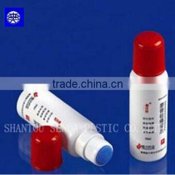 65ml plastic bottles with sponge applicator blue