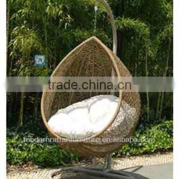 Top selling products in alibaba cheap garden hanging wicker egg chair