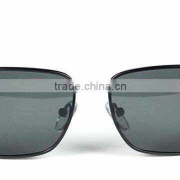 Wholesale Metal Frame Custom Logo Sunglasses no Minimum for Men photo-4