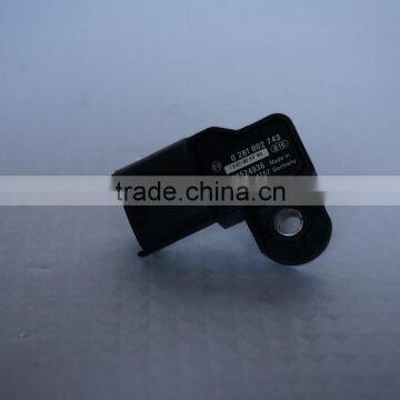 Deutz Pressure Sensor Bosch P/N:0 281 002 743 , Deutz P/N: 0421 3838