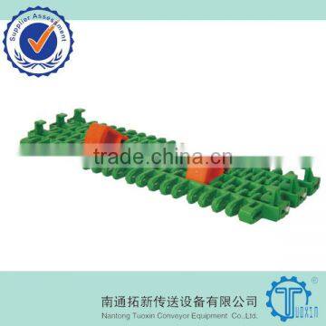 IS615 Plastic Radius Flush Grid Modular Conveyor Belt With Pop-up Flights