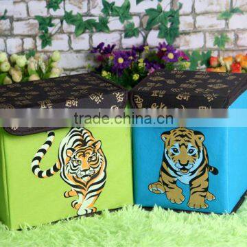 N497 Household Non Woven Box Foldable Storage Box Retro Chinese Pattern Home Storage Organization photo-4