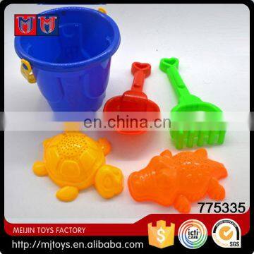 Meijin cheap plastic colorful sand beach toys set with funny shape for sale