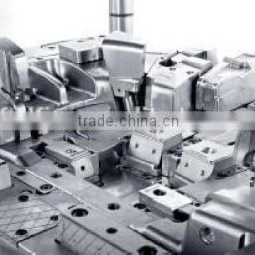 China Plastic Injection Mold Maker photo-3